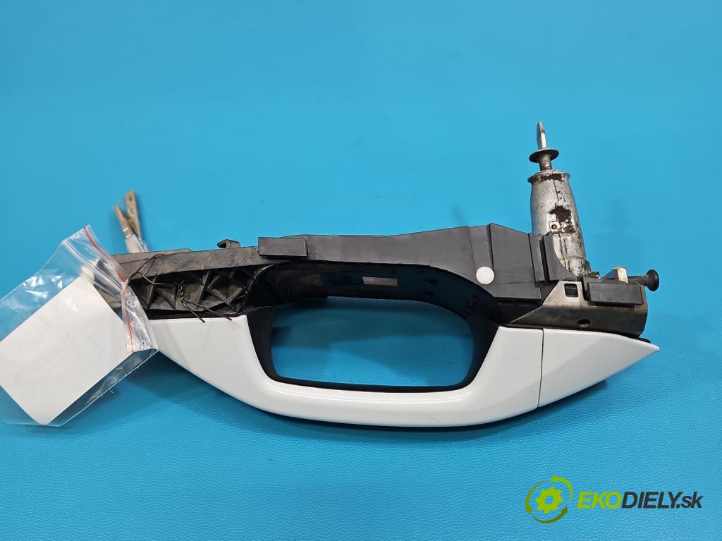 Skoda Octavia IV 2019- 2.0 TDI 116 HP manual 85 kW 1968 cm3 5- rukoväť predné ľavé mimo: 8V0837885 (Kľučka dverí vonkajšia predná ľavá)