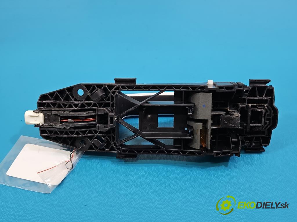 Skoda Octavia IV 2019- 2.0 TDI 116 hp manual 85 kW 1968 cm3 5- klika zadní levé 8V0839885 (Klika dveří ostatní)