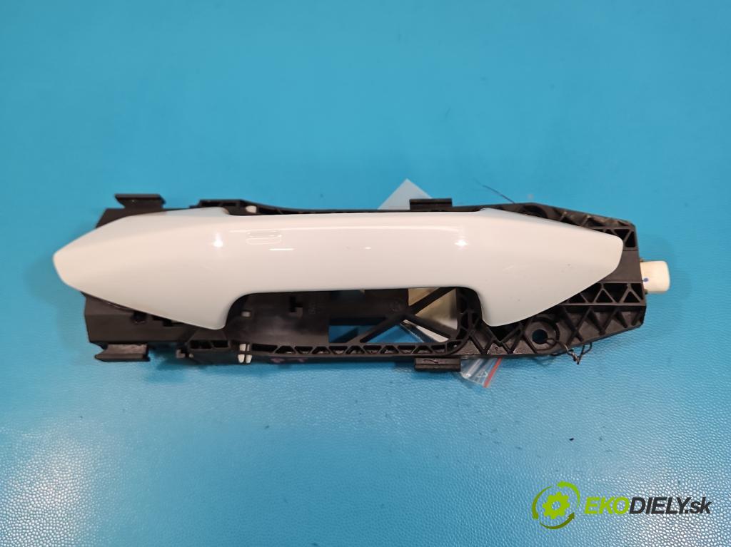 Skoda Octavia IV 2019- 2.0 TDI 116 hp manual 85 kW 1968 cm3 5- klika zadní pravé 8V0839885 (Klika dveří ostatní)