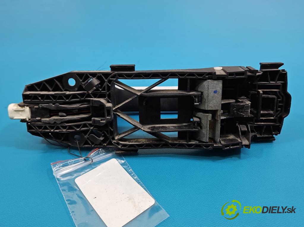 Skoda Octavia IV 2019- 2.0 TDI 116 hp manual 85 kW 1968 cm3 5- klika zadní pravé 8V0839885 (Klika dveří ostatní)