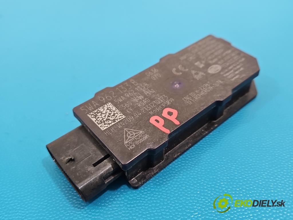 Skoda Octavia IV 2019- 2.0 TDI 116 HP manual 85 kW 1968 cm3 5- riadiaca jednotka ostatné 5WA962133B