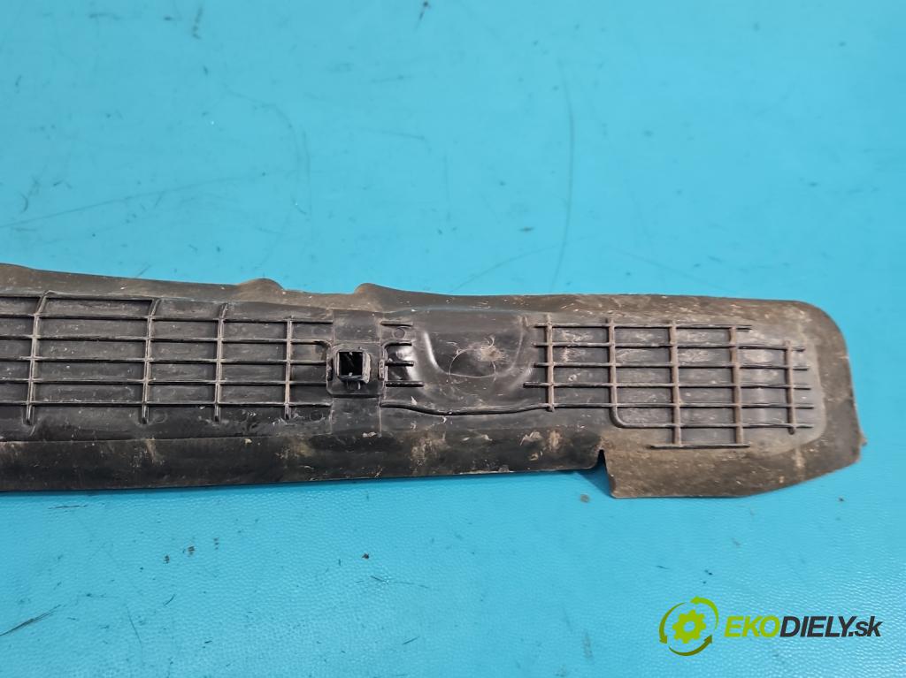 Skoda Octavia IV 2019- 2.0 TDI 116 HP manual 85 kW 1968 cm3 5- kryt plast 5E3821112B