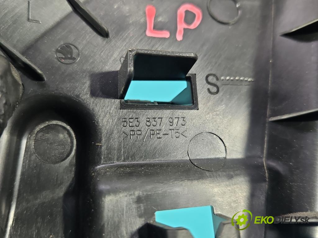 Skoda Octavia IV 2019- 2.0 TDI 116 hp manual 85 kW 1968 cm3 5- kryt plastová 5E3837973