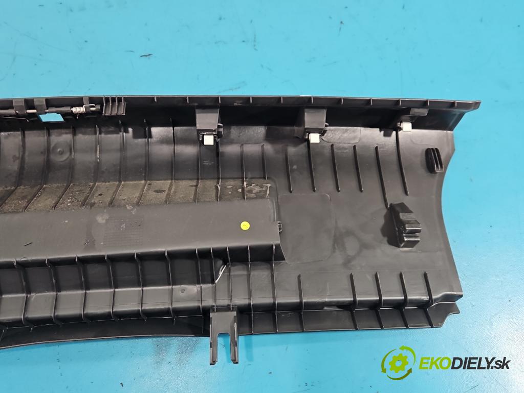 Skoda Octavia IV 2019- 2.0 TDI 116 HP manual 85 kW 1968 cm3 5- kryt plast 5E6863459