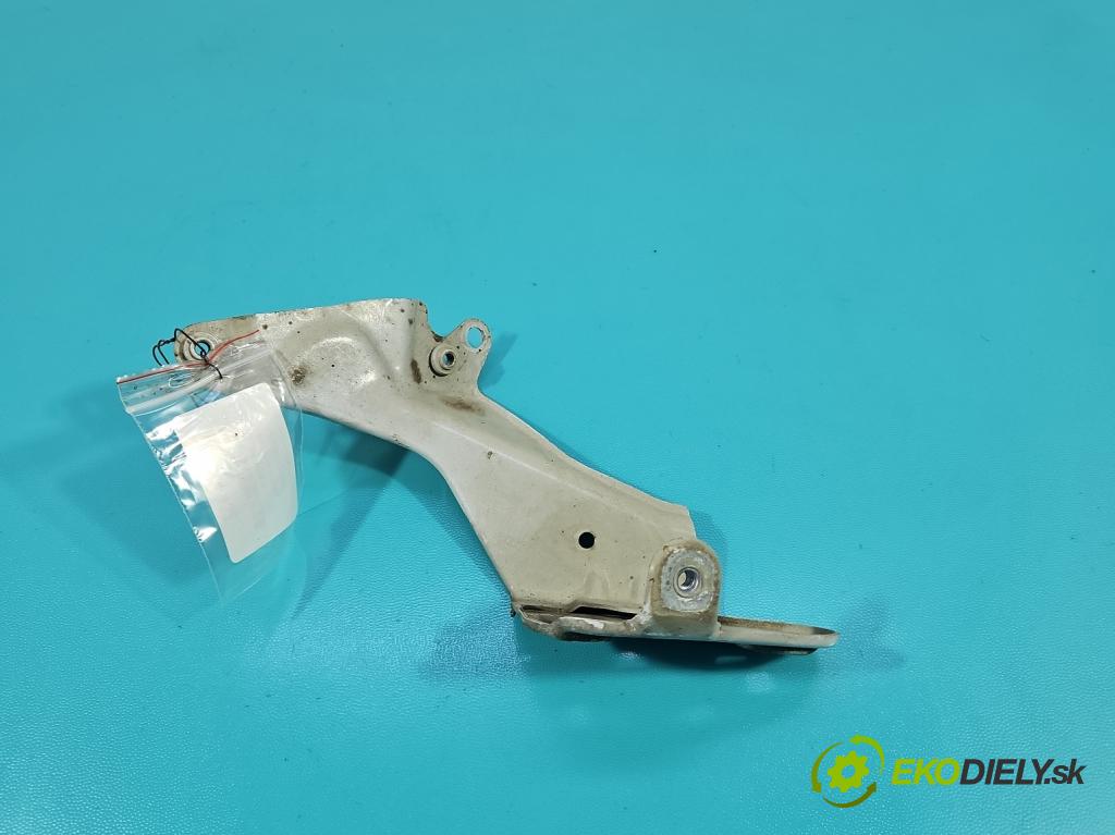 Skoda Octavia IV 2019- 2.0 TDI 116 hp manual 85 kW 1968 cm3 5- Upevnění: 5E3821228