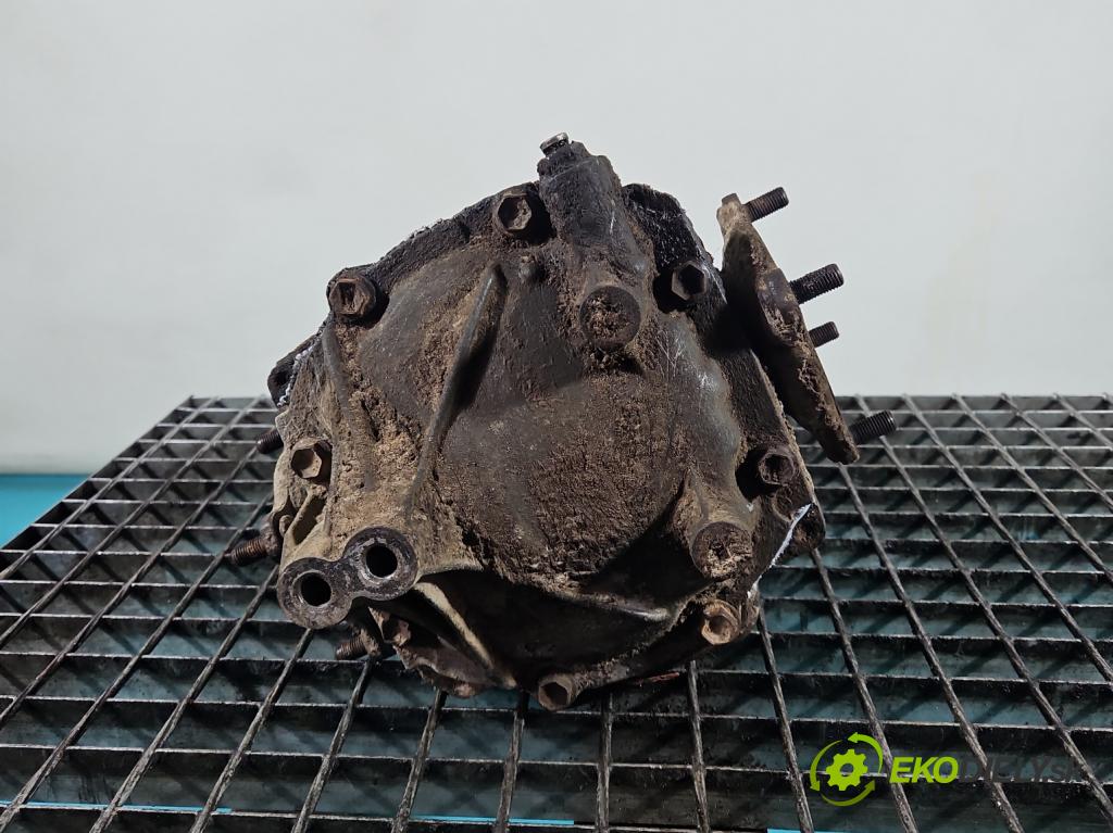 Toyota Rav4 I 1994-2000 2.0 16V 129 HP manual 95 kW 1998 cm3 3- Most: zadní: