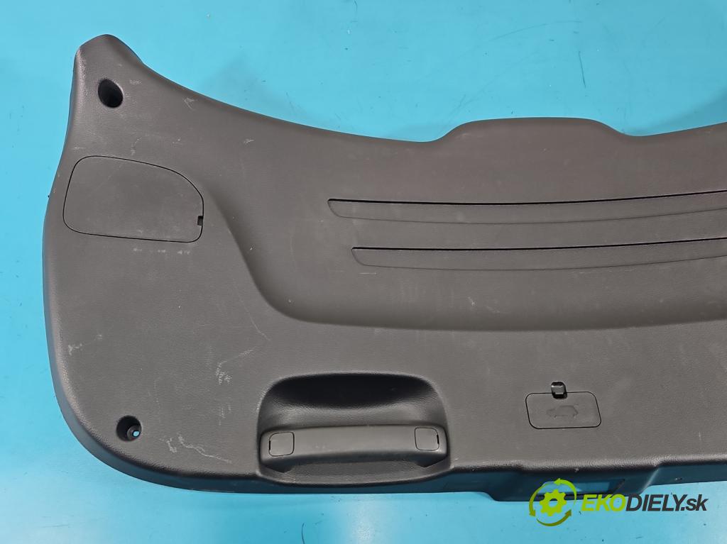 Hyundai Santa Fe III 2012–2018 2.4 GDI 190 HP automatic 140 kW 2359 cm3 5- Čalounictví: kufrové dvere QBETG0628