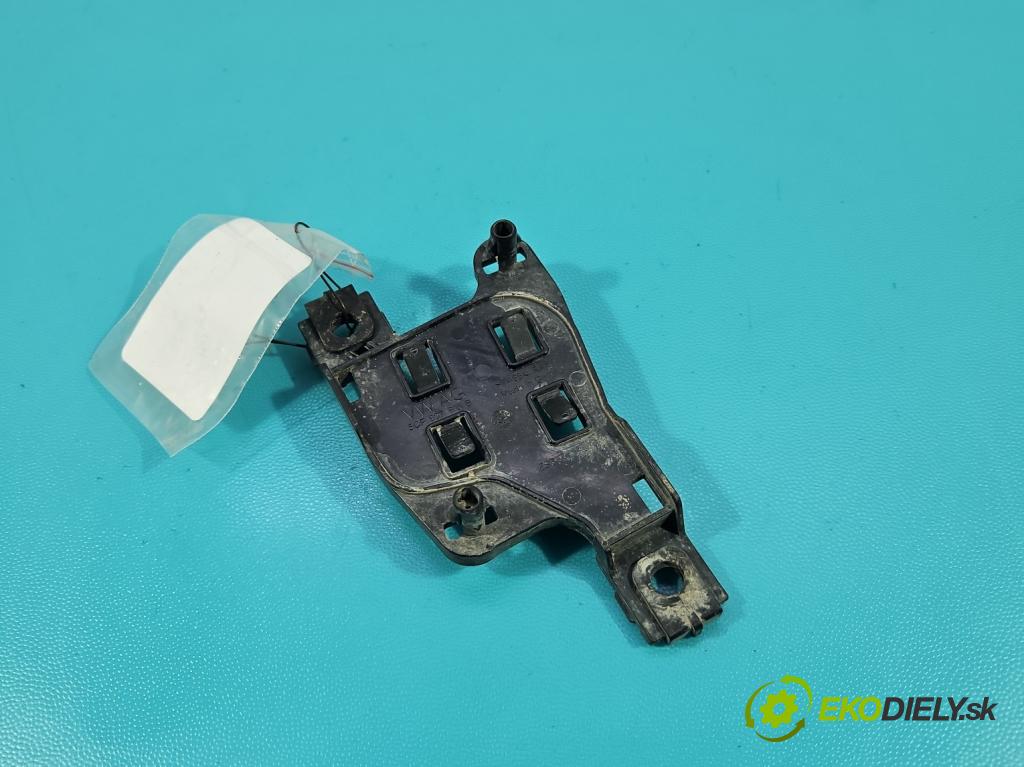 Skoda Octavia IV 2019- 2.0 TDI 116 hp manual 85 kW 1968 cm3 5- Upevnění: 5QF907816B