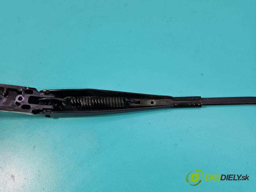 Skoda Octavia IV 2019- 2.0 TDI 116 hp manual 85 kW 1968 cm3 5- rameno stěrače levé 97036203
