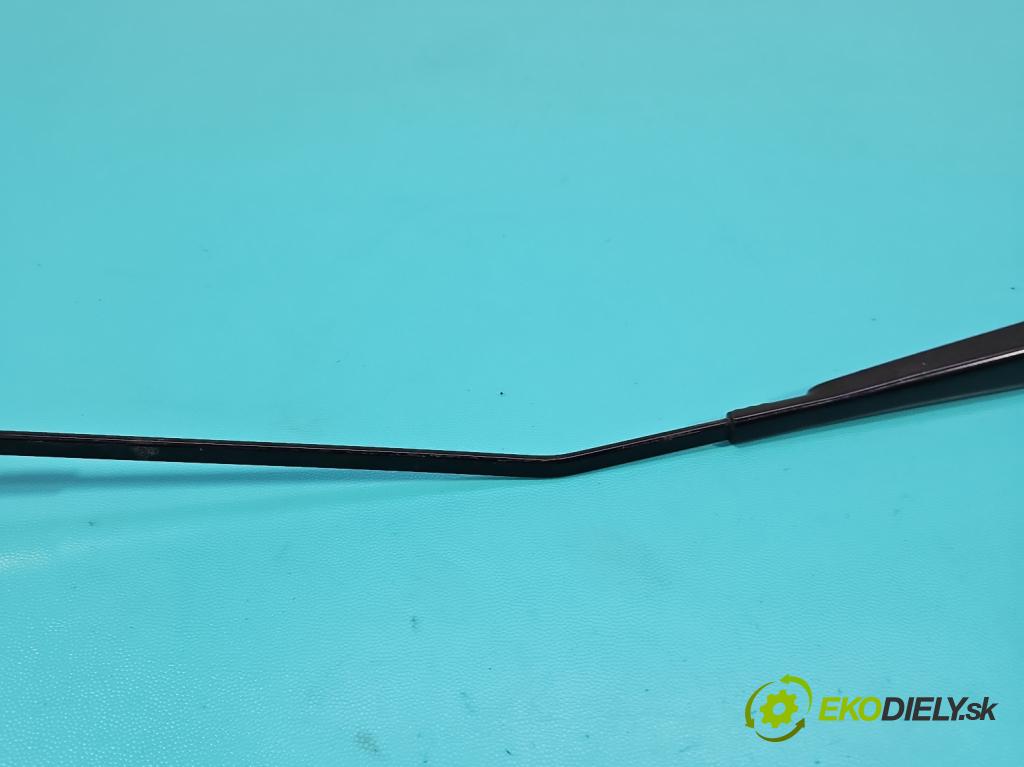 Skoda Octavia IV 2019- 2.0 TDI 116 hp manual 85 kW 1968 cm3 5- rameno stěrače pravé 97036203