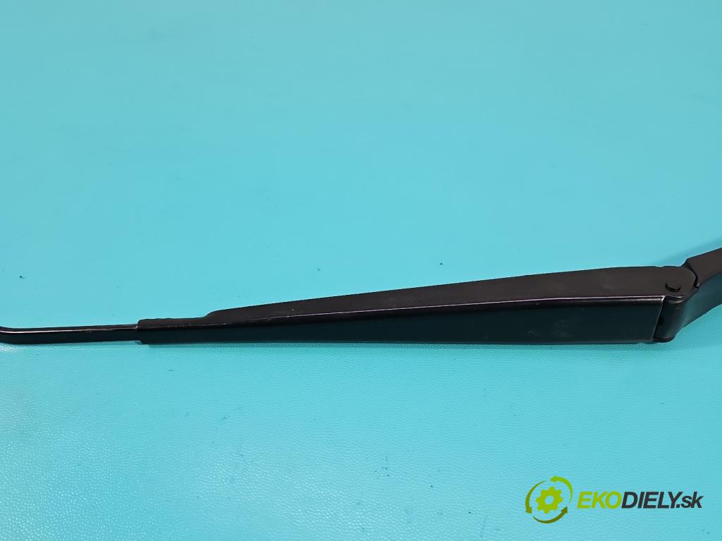 Skoda Octavia IV 2019- 2.0 TDI 116 hp manual 85 kW 1968 cm3 5- rameno stěrače pravé 97036203