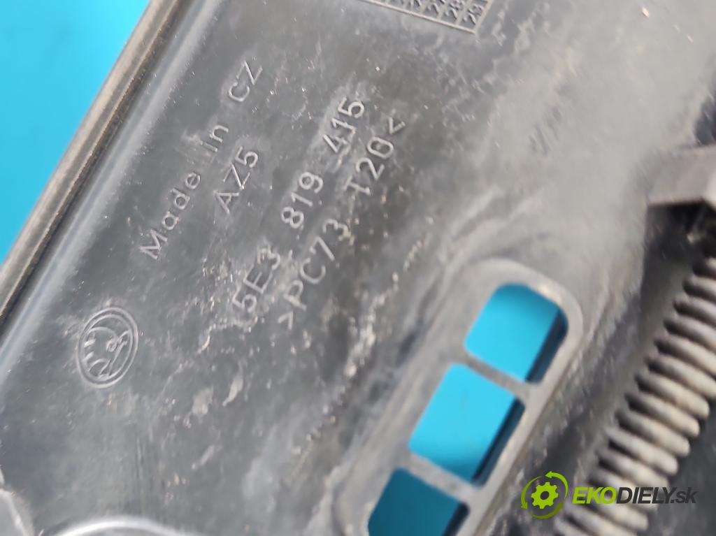 Skoda Octavia IV 2019- 2.0 TDI 116 hp manual 85 kW 1968 cm3 5- torpédo 5E3819416 (Plast pod čelním sklem)