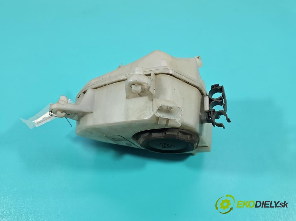 Skoda Octavia IV 2019- 2.0 TDI 116 HP manual 85 kW 1968 cm3 5- Nádrž: kompenzačné: 5WA121407F