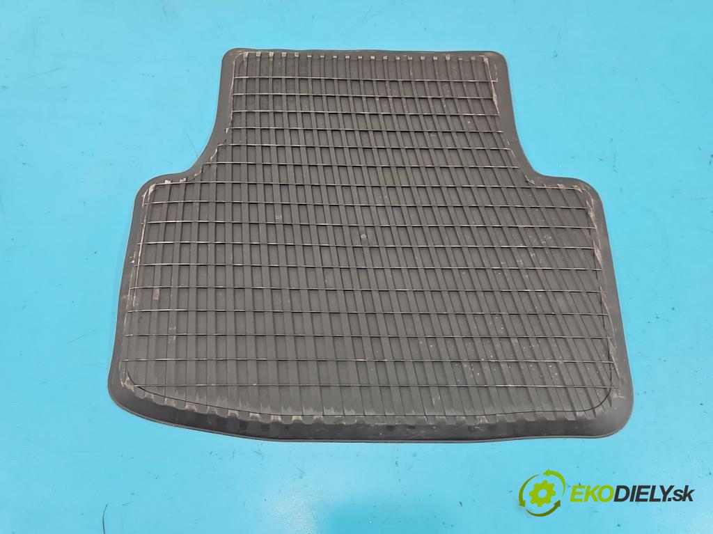 Skoda Octavia IV 2019- 2.0 TDI 116 HP manual 85 kW 1968 cm3 5- Koberce: