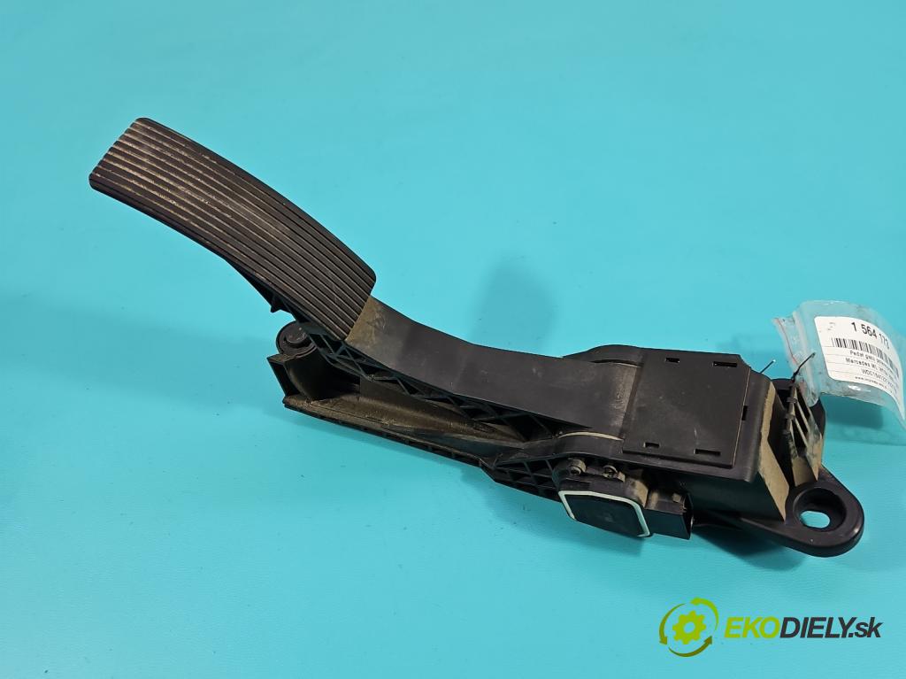 Mercedes ML W164 2005-2011 3.0 CDI V6 224 hp automatic 165 kW 2987 cm3 5- pedal plyn: potenciometr: A1643000004