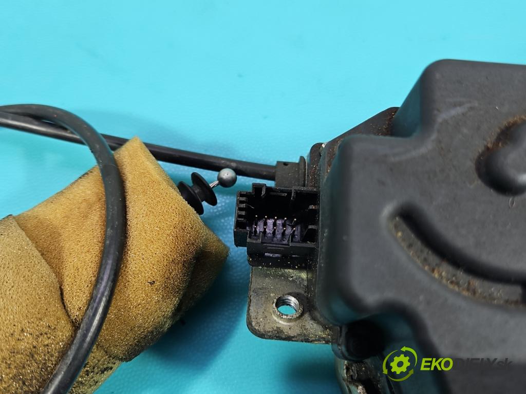 Mercedes ML W164 2005-2011 3.0 CDI V6 224hp automatic 165 kW 2987 cm3 5- zámok kufrové dvere zadné A16474G0335