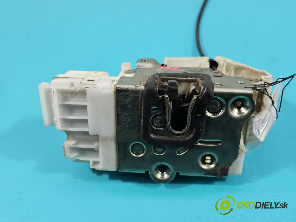 Mercedes ML W164 2005-2011 3.0 CDI V6 224hp automatic 165 kW 2987 cm3 5- zámok predné ľavý 1697202535