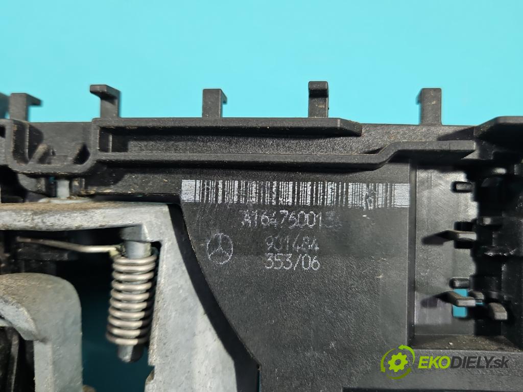 Mercedes ML W164 2005-2011 3.0 CDI V6 224 hp automatic 165 kW 2987 cm3 5- klika přední levé A1647600134 (Vnější přední levá klika dveří)