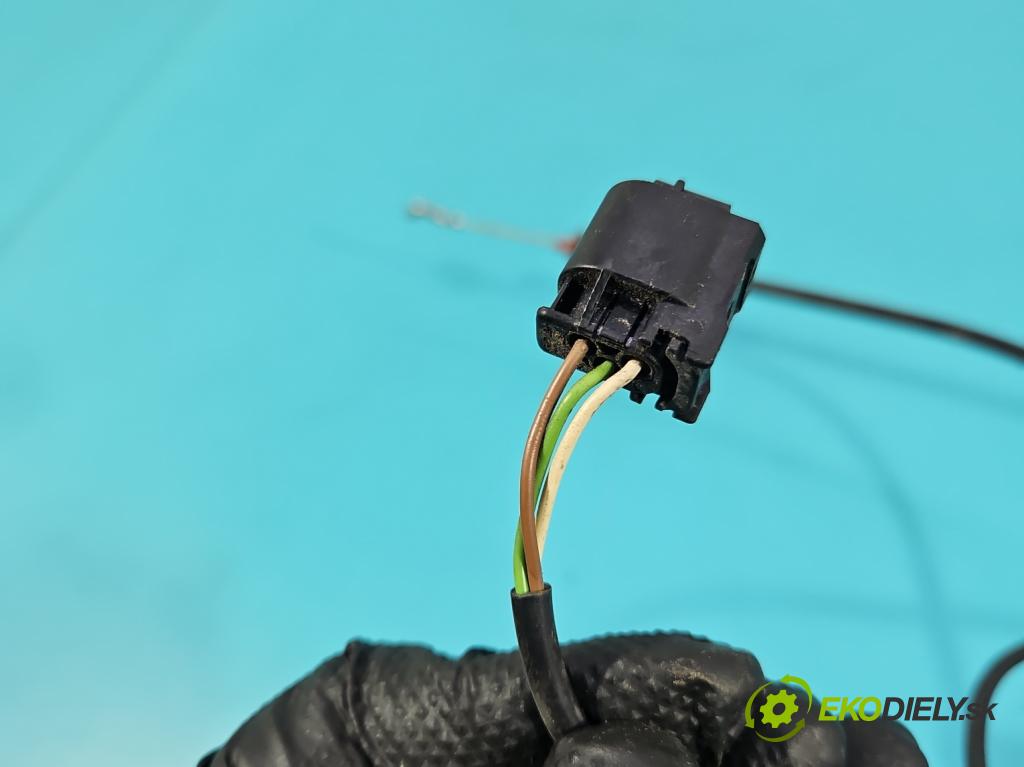 Mercedes ML W164 2005-2011 3.0 CDI V6 224 hp automatic 165 kW 2987 cm3 5- klika přední levé A1647600134 (Vnější přední levá klika dveří)