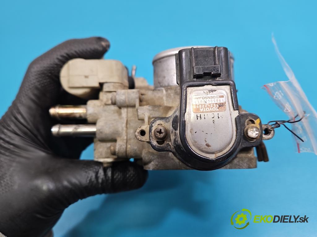 Toyota Rav4 I 1994-2000 2.0 16V 129 HP manual 95 kW 1998 cm3 3- klapka 22270-74240 (Škrtiaca klapka)