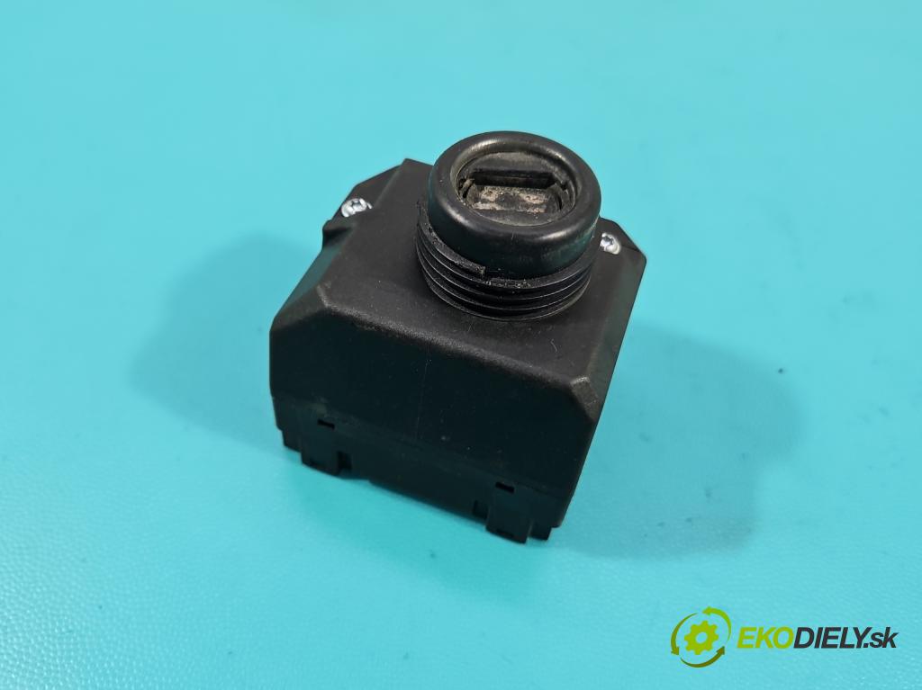 Mercedes ML W164 2005-2011 3.0 CDI V6 224hp automatic 165 kW 2987 cm3 5- Spínačka 1645450908 (Spínacia skrinka)