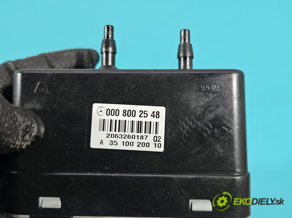 Mercedes ML W164 2005-2011 3.0 CDI V6 224hp automatic 165 kW 2987 cm3 5- pompa ostatné 0008002548