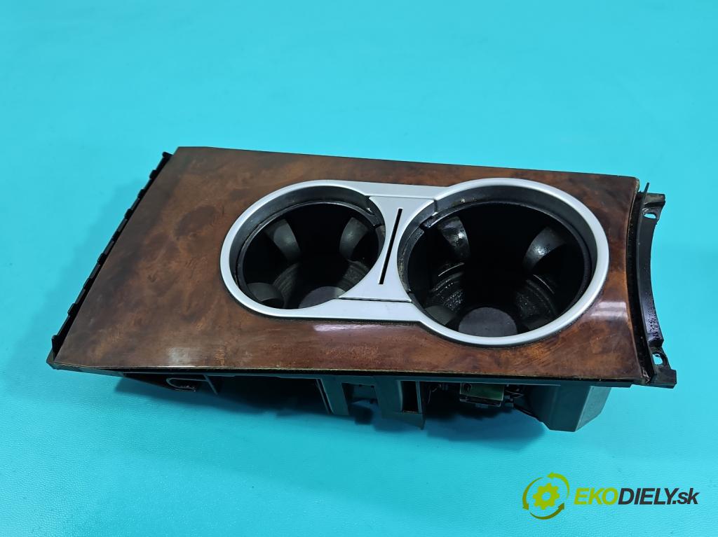 Mercedes ML W164 2005-2011 3.0 CDI V6 224hp automatic 165 kW 2987 cm3 5- Rukojeť: na nápoje: A1646800314 (Držiak (úchyt) na nápoje)