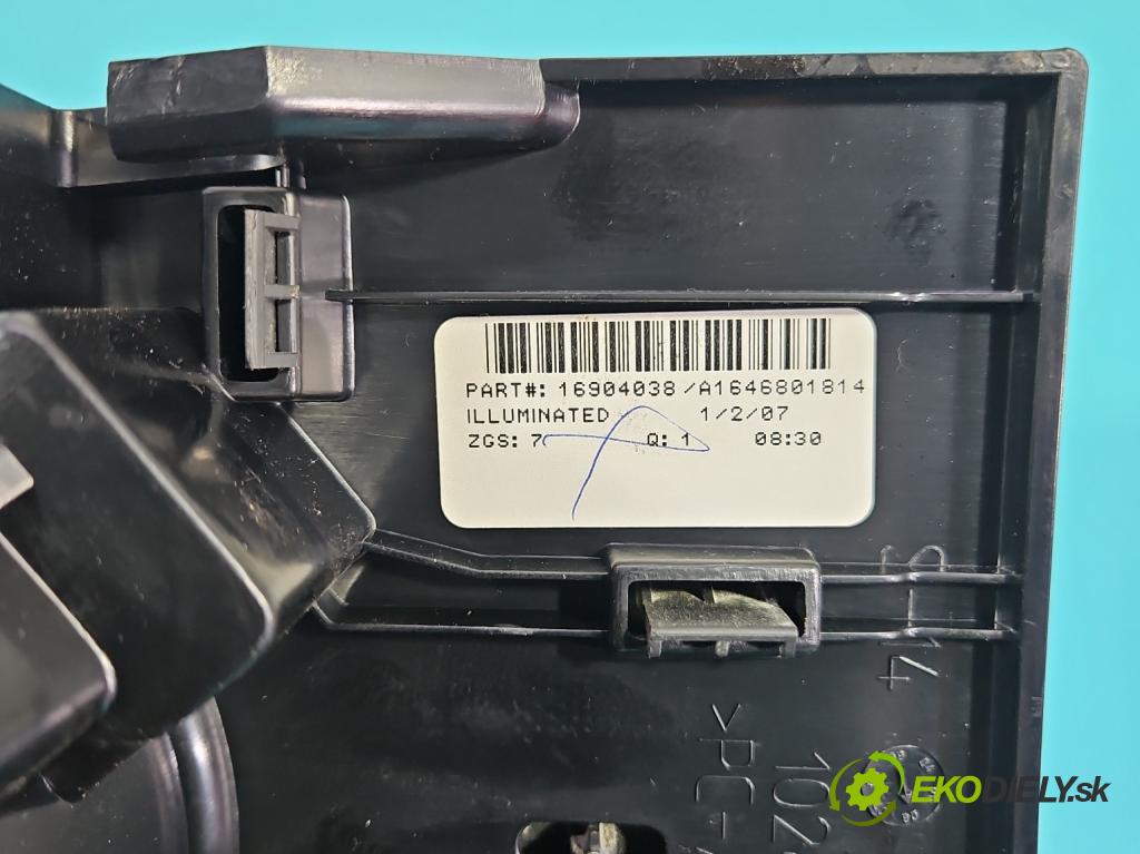 Mercedes ML W164 2005-2011 3.0 CDI V6 224hp automatic 165 kW 2987 cm3 5- Rukojeť: na nápoje: A1646800314 (Držiak (úchyt) na nápoje)