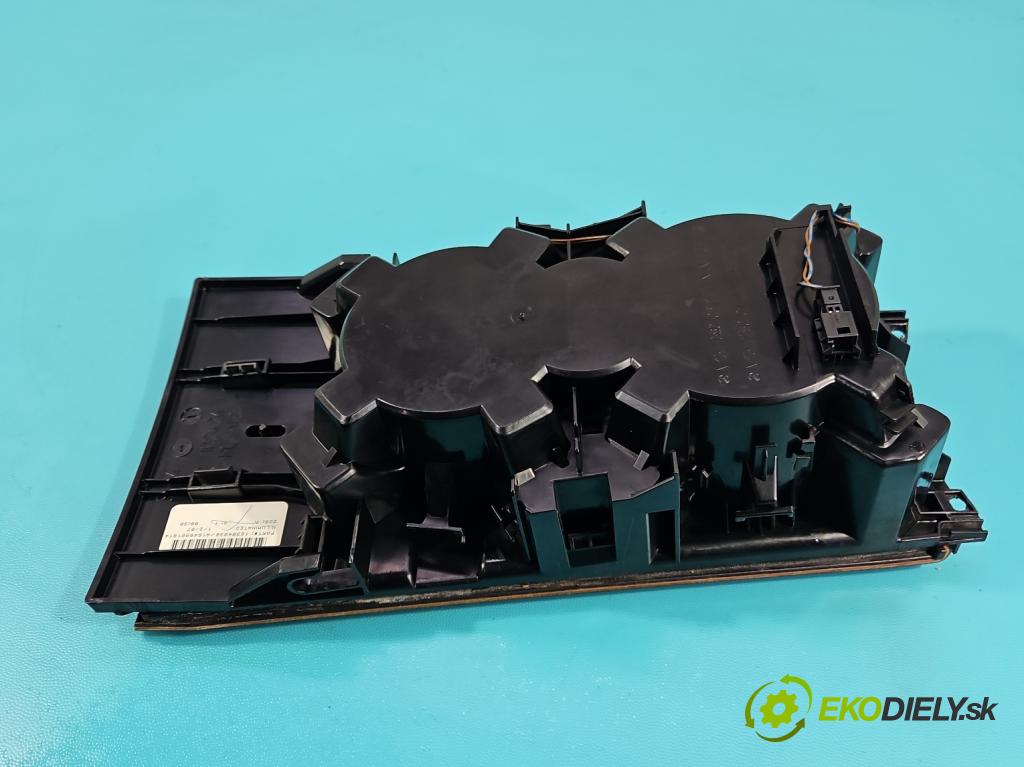 Mercedes ML W164 2005-2011 3.0 CDI V6 224hp automatic 165 kW 2987 cm3 5- Rukojeť: na nápoje: A1646800314 (Držiak (úchyt) na nápoje)