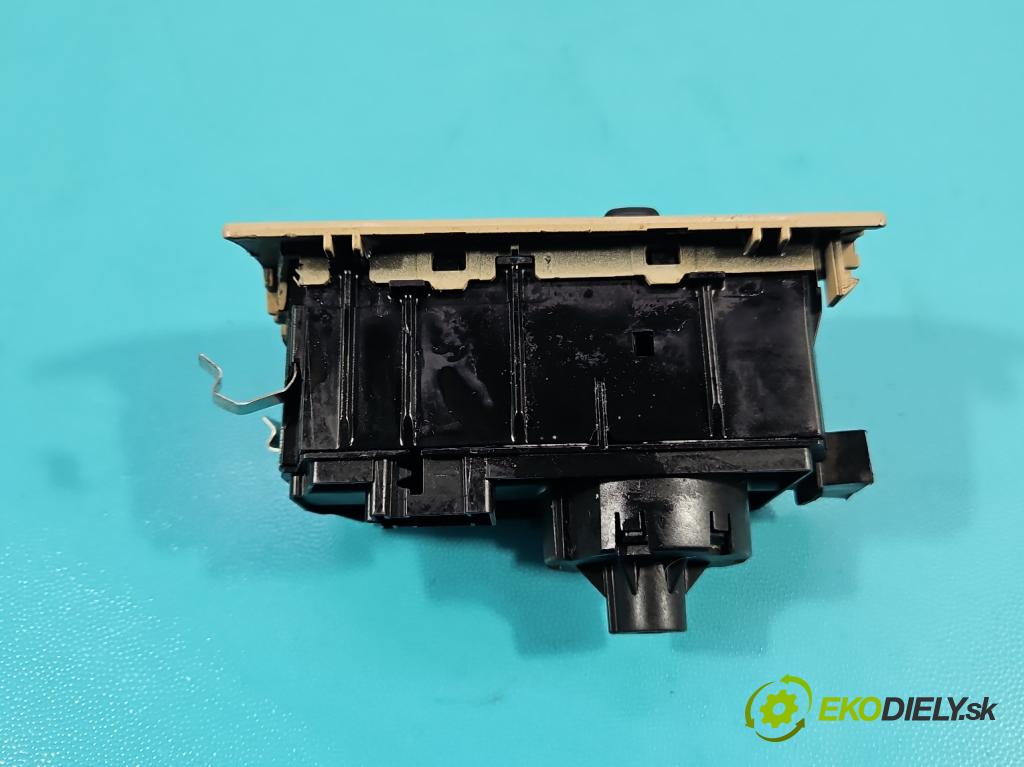 Mercedes ML W164 2005-2011 3.0 CDI V6 224hp automatic 165 kW 2987 cm3 5- prepínač světla: na doska: A1645450304