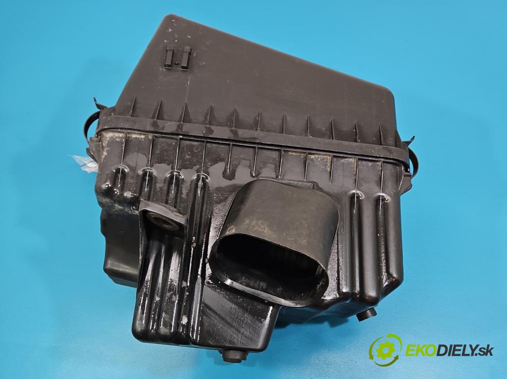 Toyota Rav4 I 1994-2000 2.0 16V 129 hp manual 95 kW 1998 cm3 3- obal filtra vzduchu 17701-74261 (Kryt vzduchového filtru)