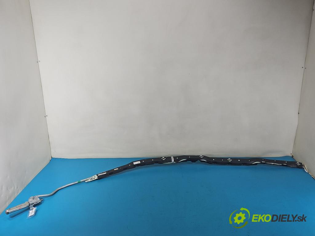 Mercedes ML W164 2005-2011 3.0 CDI V6 224 hp automatic 165 kW 2987 cm3 5- Záclona: pravé 1648601005