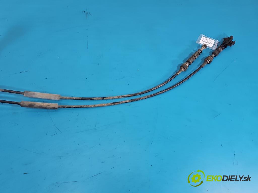 Fiat Stilo 1.2 16V 80 HP manual 59 kW 1242 cm3 3- Páka: Změny: stupeň,rýchlosť  (Rýchlostná páka (kulisa))