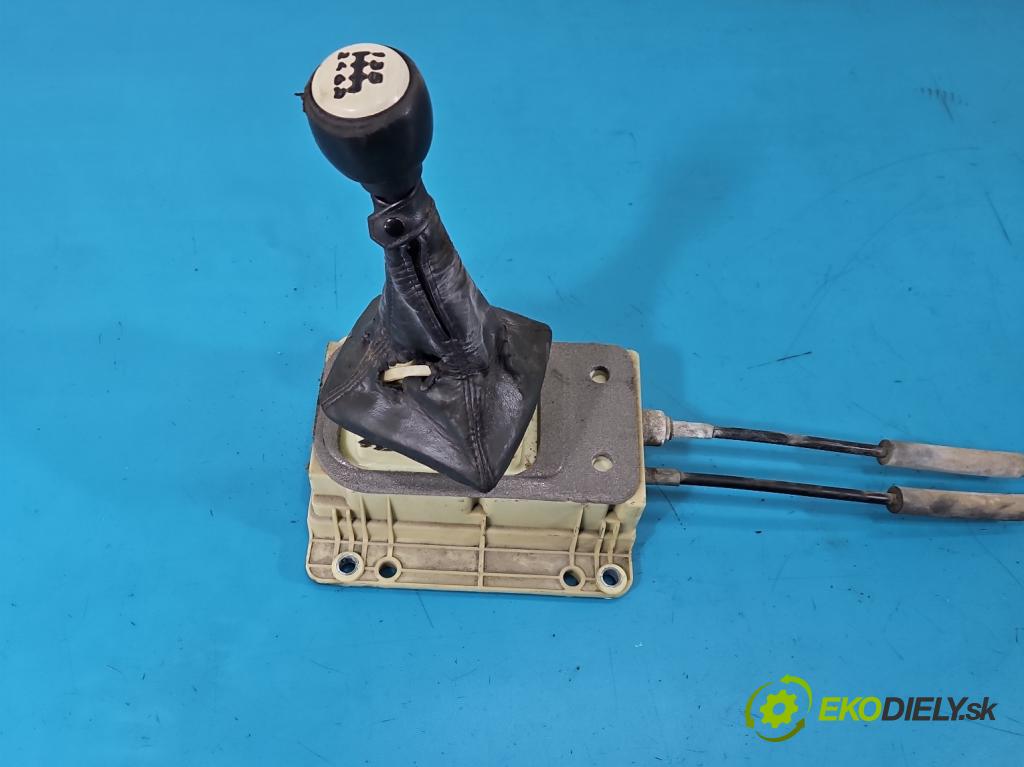 Fiat Stilo 1.2 16V 80 HP manual 59 kW 1242 cm3 3- Páka: Změny: stupeň,rýchlosť  (Rýchlostná páka (kulisa))