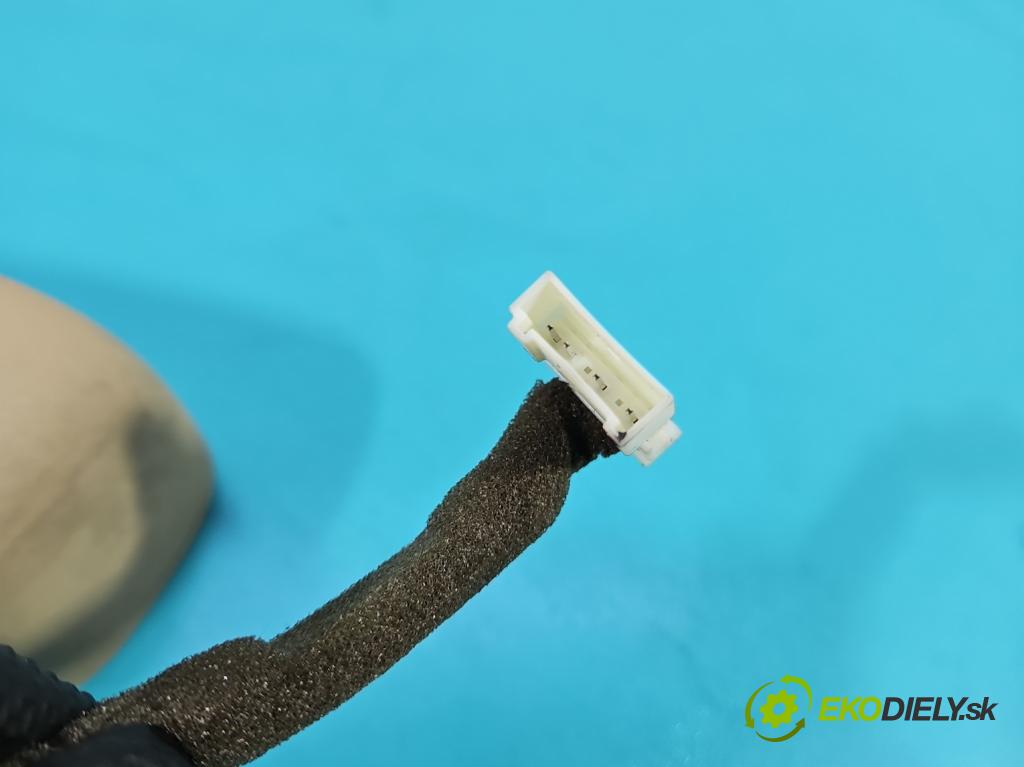 Mercedes ML W164 2005-2011 3.0 CDI V6 224 hp automatic 165 kW 2987 cm3 5- zpětné zrcátko vnitřní 1648103317 (Vnitřní zpětné zrcátko)