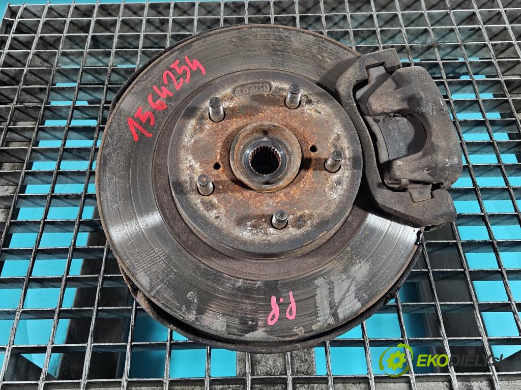 Toyota Rav4 I 1994-2000 2.0 16V 129 HP manual 95 kW 1998 cm3 3- náboj pravé  (Náboj kolesa)