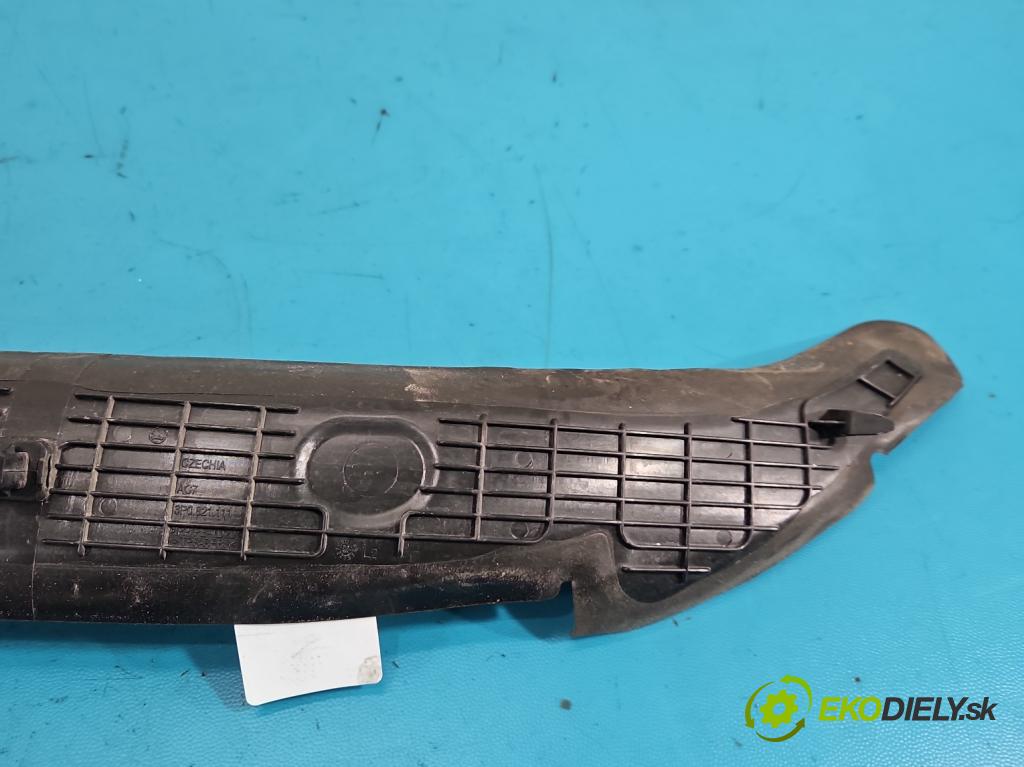 Skoda Superb IV 2023- 2.0 TDI 150 HP automatic 110 kW 1968 cm3 5- kryt plast 3P0821111