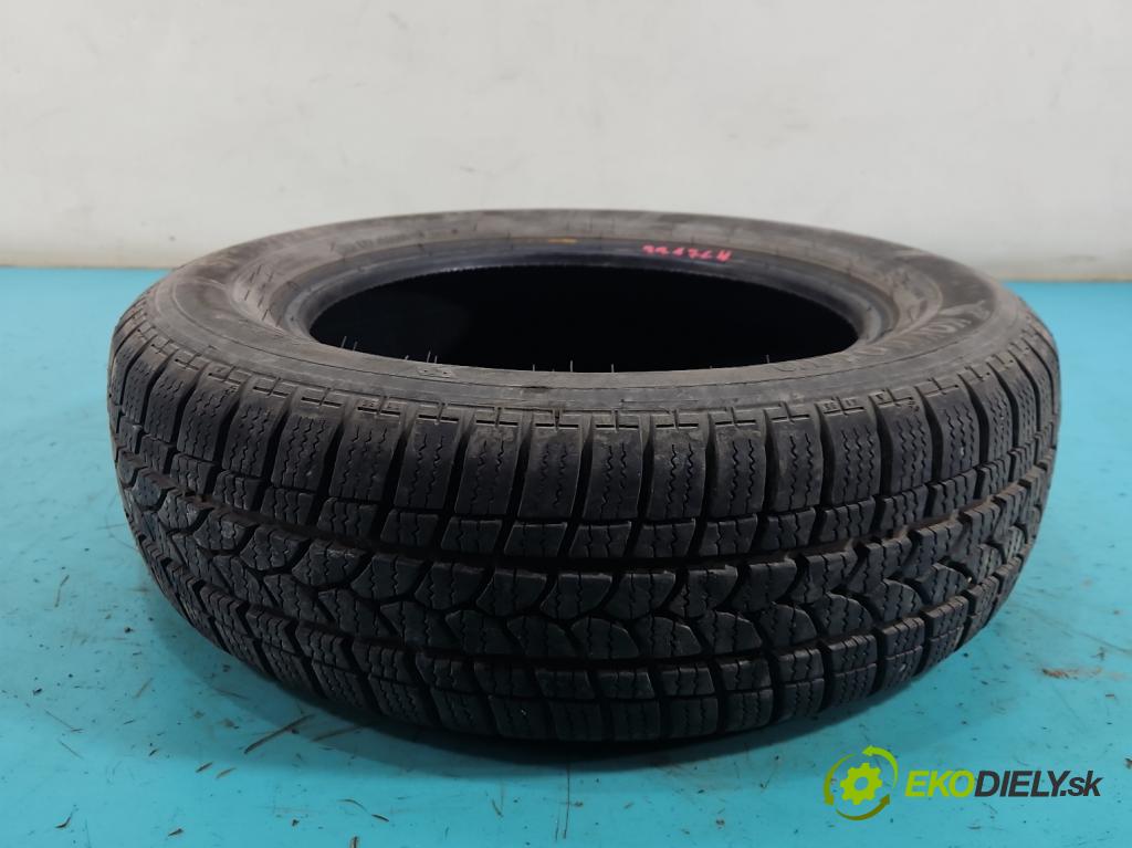 Ford Focus Mk1 1998-2004 1.4 16V 75 HP manual 55 kW 1388 cm3 5- pneumatika zimné pár