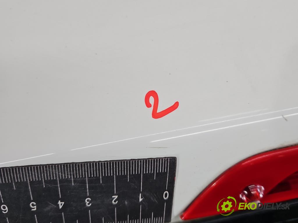 Fiat Bravo II 2007-2014 1.4 T 120 HP manual 88 kW 1368 cm3 5- zadna kufor  (Kapota zadná (kufor))