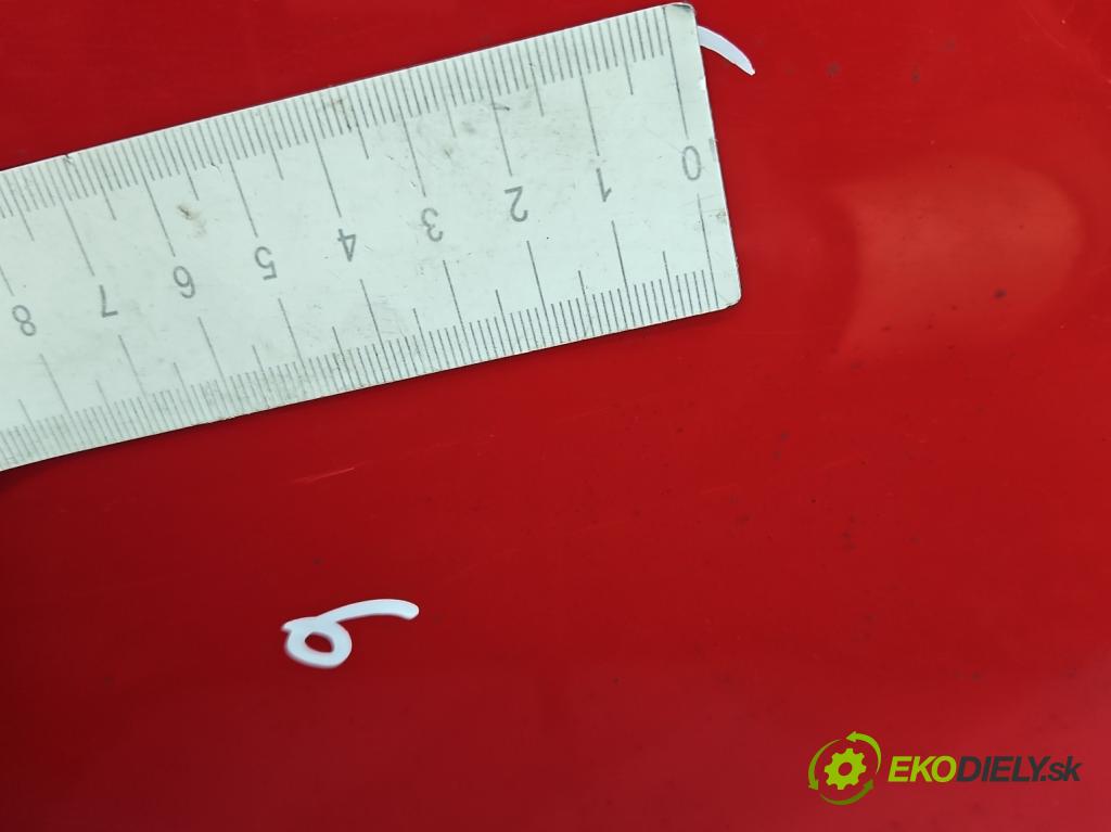 Renault Megane III 2008-2016 1.9 dci 131 HP manual 96 kW 1870 cm3 5- dvere zadné pravé  (Kľučka dverí ostatné)