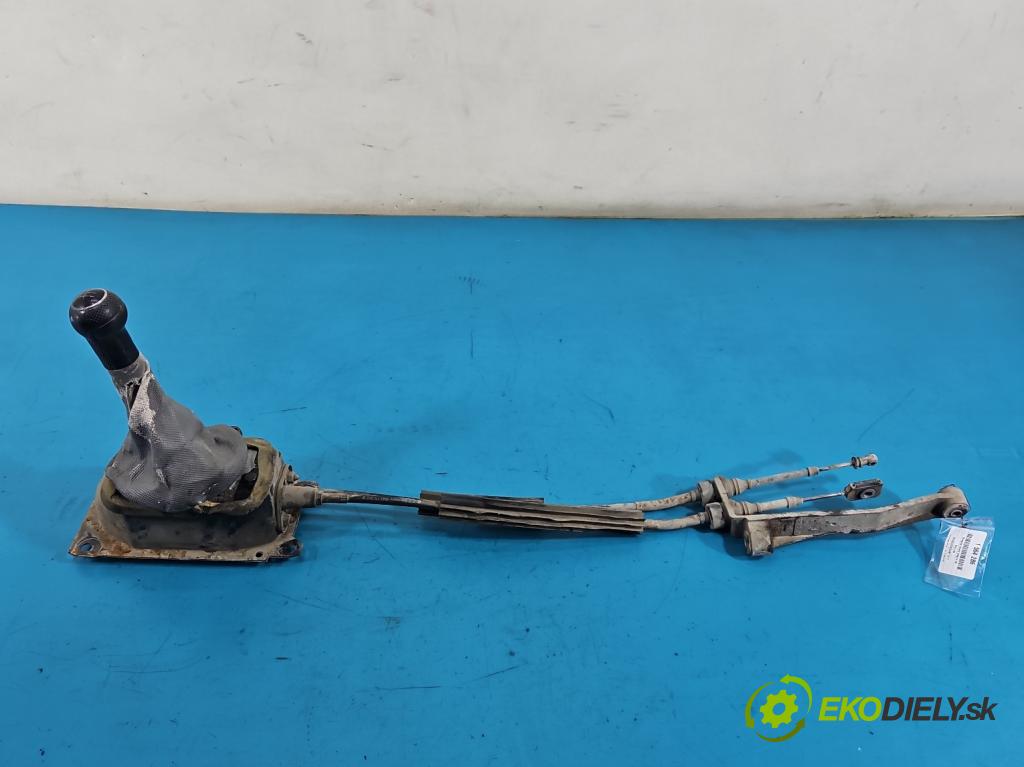 Vw Lupo 1.0b 50KM manual 37 kW 999 cm3 3- kulisa změny stupňová  (Řadicí páka (kulisa) )