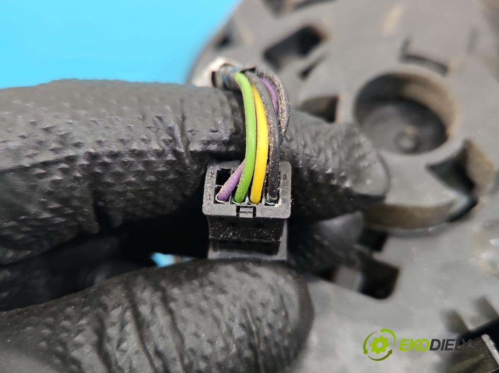 Seat Ibiza IV 6J 2008-2017 1.2 12V 69KM manual 51 kW 1198 cm3 3- zrkadlo ľavé  (Kľučka dverí ostatné)