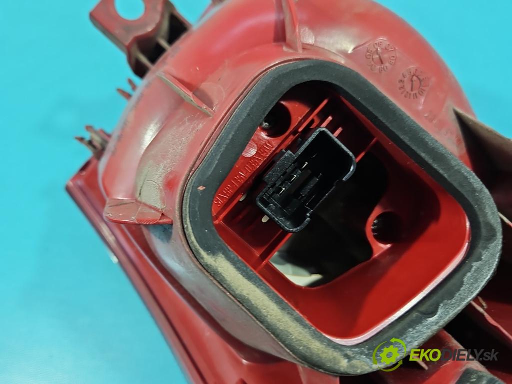 Vw Passat B6 2005-2010 2.0 tdi 140 hp manual 103 kW 1968 cm3 5- světlo zadní pravé 3C9945096C (Klika dveří ostatní)