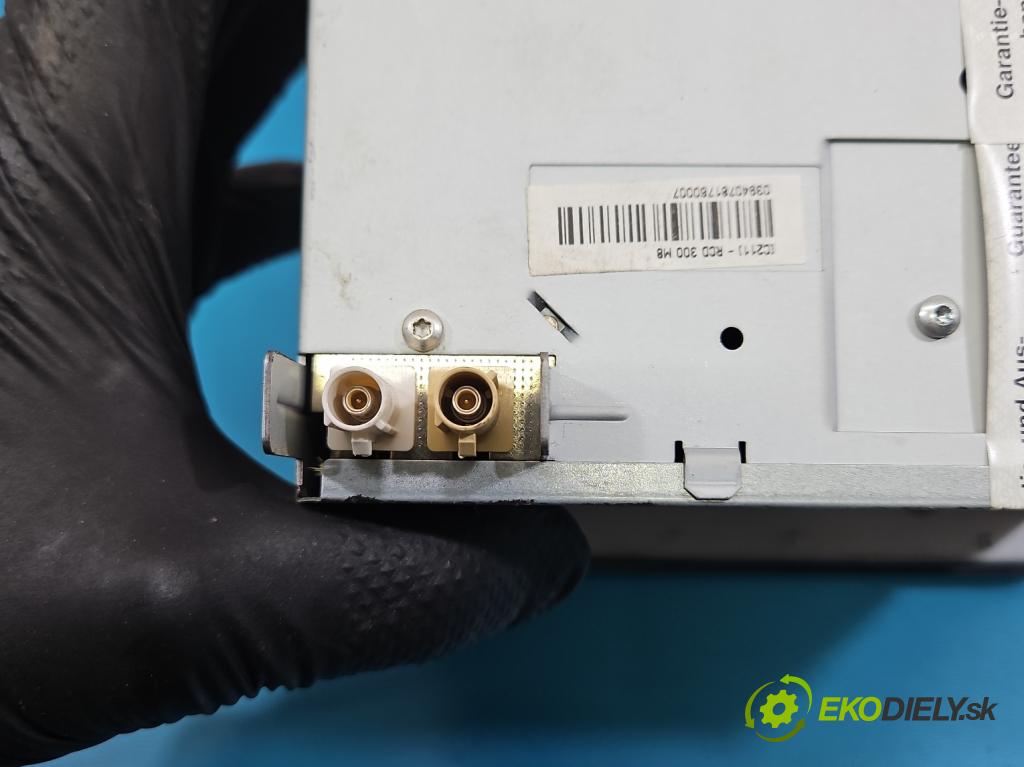 Vw Passat B6 2005-2010 2.0 tdi 140 HP manual 103 kW 1968 cm3 5- Radio originál 1K0035186R