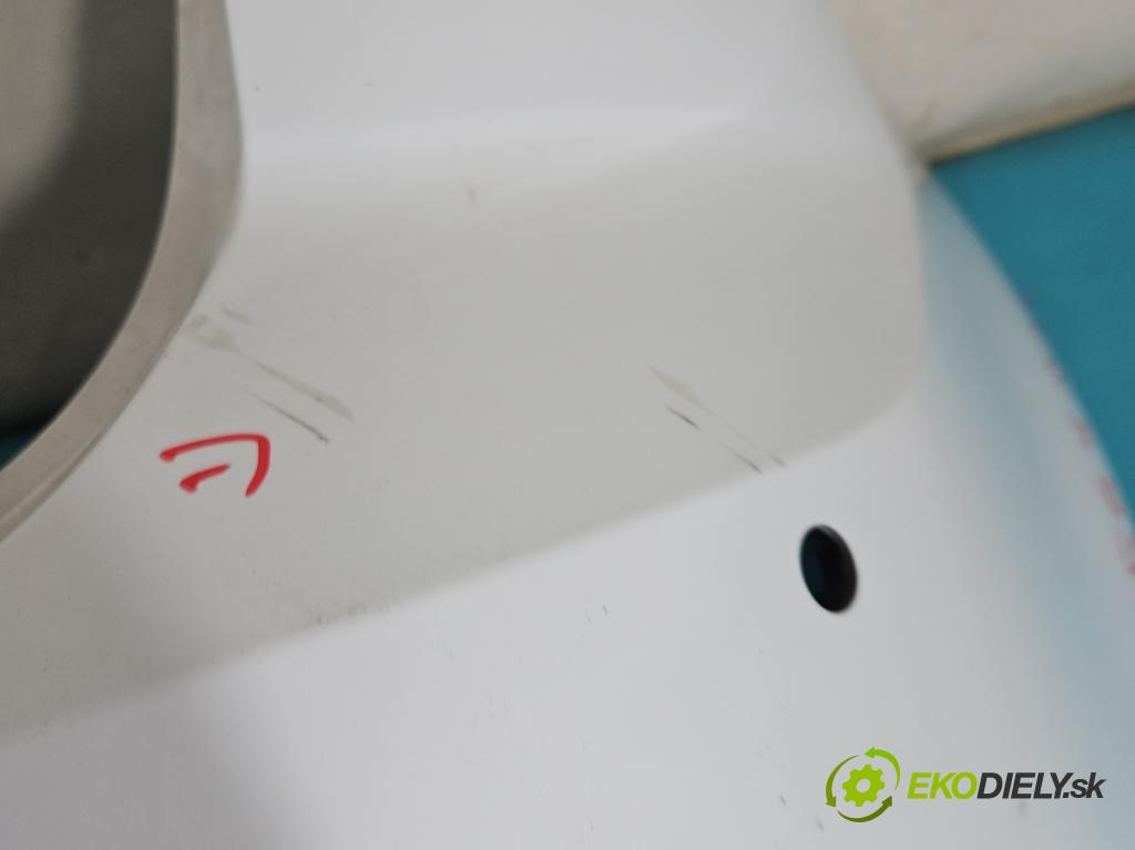 Vw Golf VII 2012-2020 1.2 TSI 86 hp manual 63 kW 1197 cm3 5- nárazník zadní 5G6807421 (Klika dveří ostatní)