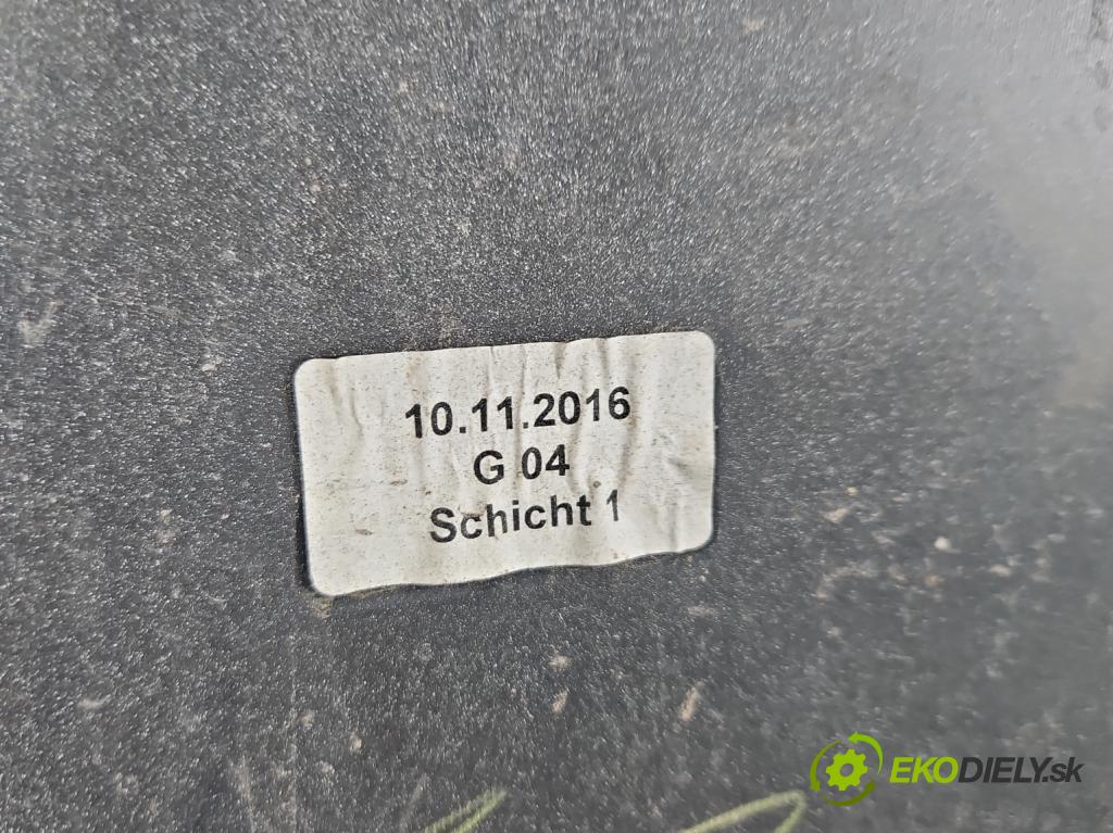 Vw Golf VII 2012-2020 1.2 TSI 86 hp manual 63 kW 1197 cm3 5- nárazník zadní 5G6807421 (Klika dveří ostatní)