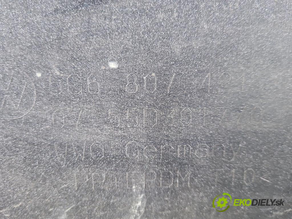 Vw Golf VII 2012-2020 1.2 TSI 86 hp manual 63 kW 1197 cm3 5- nárazník zadní 5G6807421 (Klika dveří ostatní)