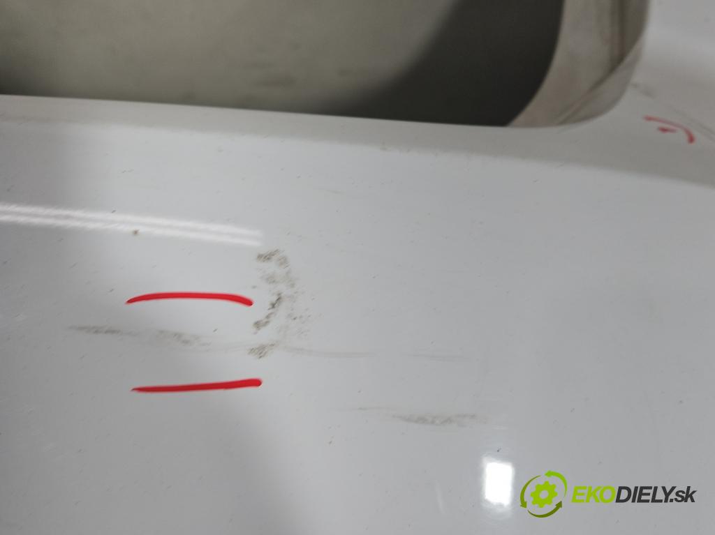 Vw Golf VII 2012-2020 1.2 TSI 86 hp manual 63 kW 1197 cm3 5- nárazník zadní 5G6807421 (Klika dveří ostatní)