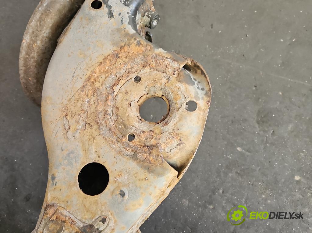 Fiat Bravo II 2007-2014 1.4 T 120 HP manual 88 kW 1368 cm3 5- zadna výstuha  (Výstuha zadná)