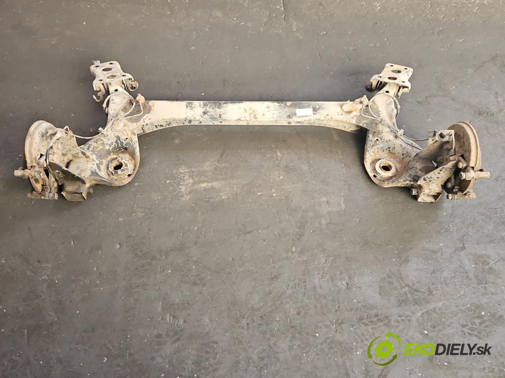 Fiat Bravo II 2007-2014 1.4 T 120 hp manual 88 kW 1368 cm3 5- zadní výztuha  (Zadní výztuha)